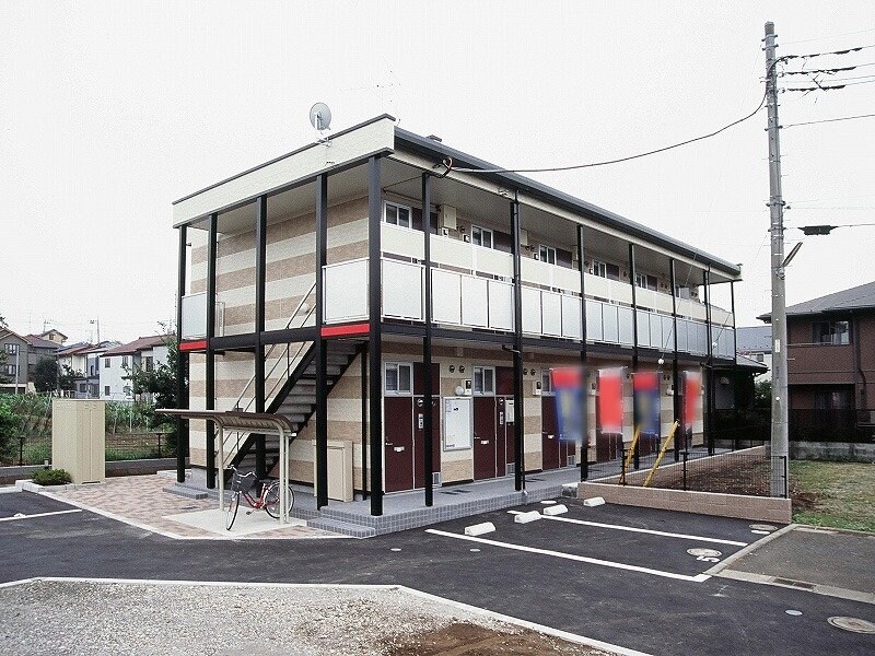 レオパレス百合の物件外観写真