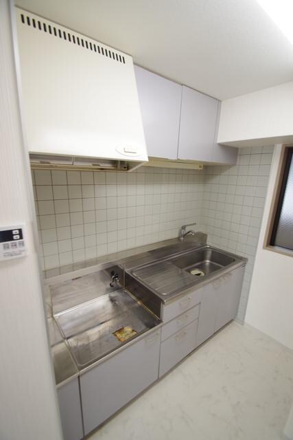 サザントゥリーIIの物件内観写真