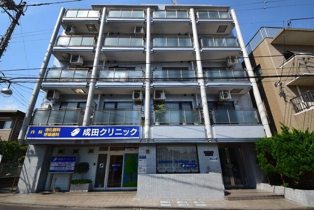 ナルセガオカマンションの物件外観写真