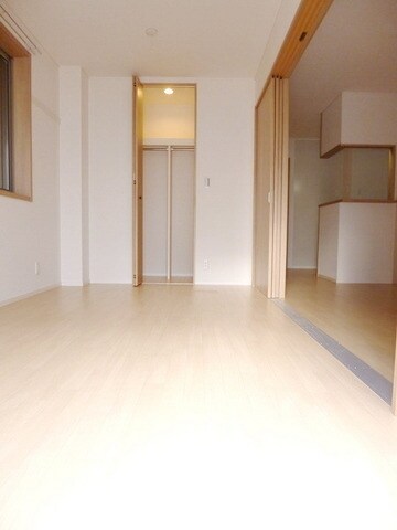 ルミナス クレの物件内観写真