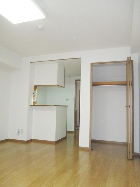 メゾンプリムローズの物件内観写真