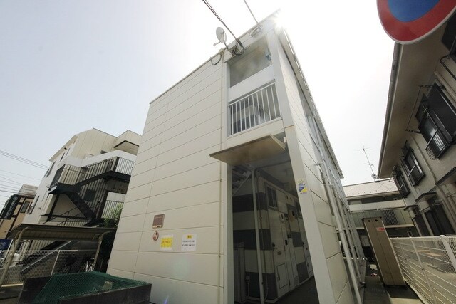 レオパレスフォレストミーの物件外観写真