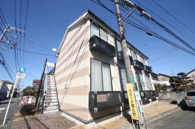 レオパレスアルテミスの物件外観写真