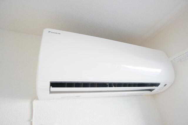 ヴィラ ペルジモーネの物件内観写真