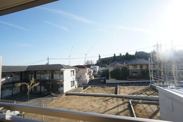 ヴィラ ペルジモーネの物件内観写真