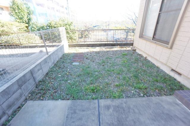 ヴィラ ペルジモーネの物件内観写真