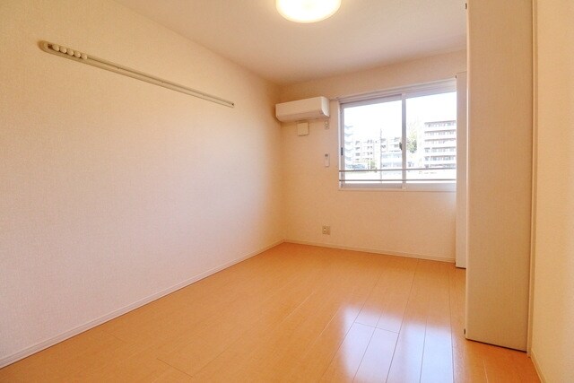 リヴィエールいぶき野の物件内観写真