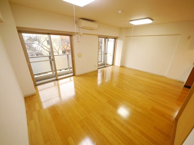 コンフォリアたまプラーザの物件内観写真