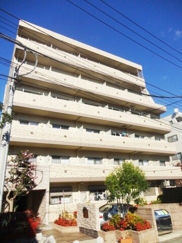 サリータ ソプラの物件外観写真