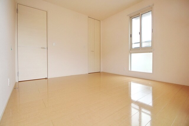 ヒルズ・カーリアAの物件内観写真