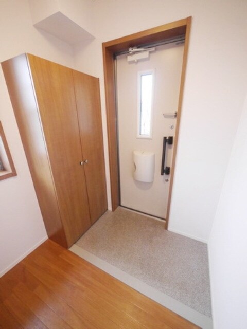 オーチャード・アパートメント Bの物件内観写真