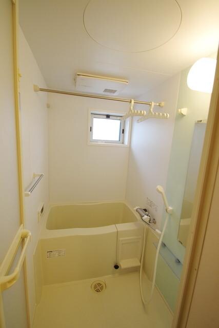 ジュヴァンセルの物件内観写真