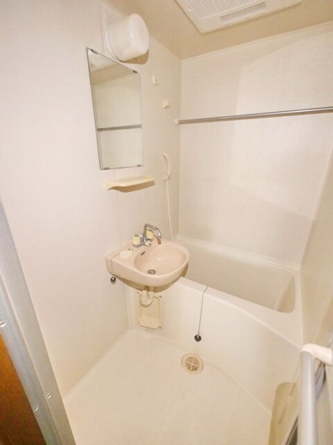 ルシアン多摩の物件内観写真