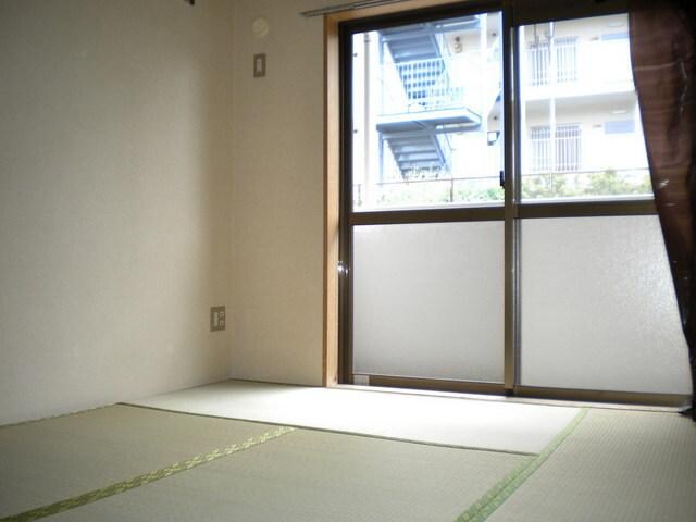 第3旭マンションの物件内観写真