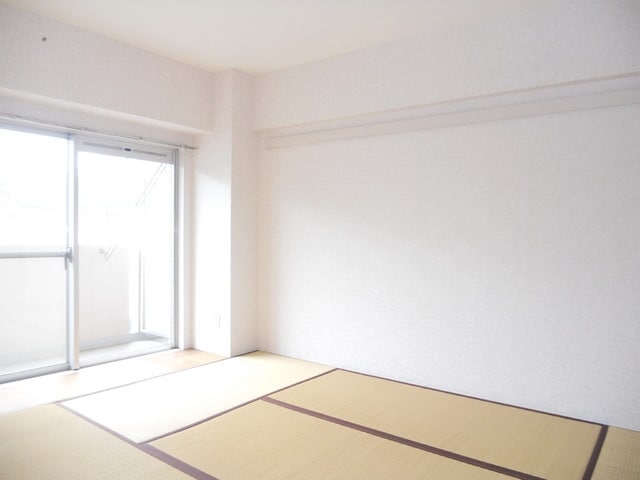 バードタウン7番館の物件内観写真