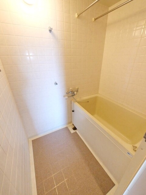 バードタウン7番館の物件内観写真