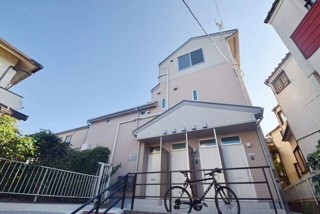 ステージクオリアップ経堂の物件外観写真