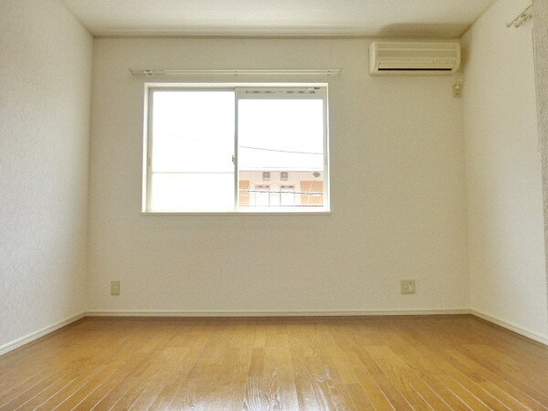 フレンドリーコートの物件内観写真