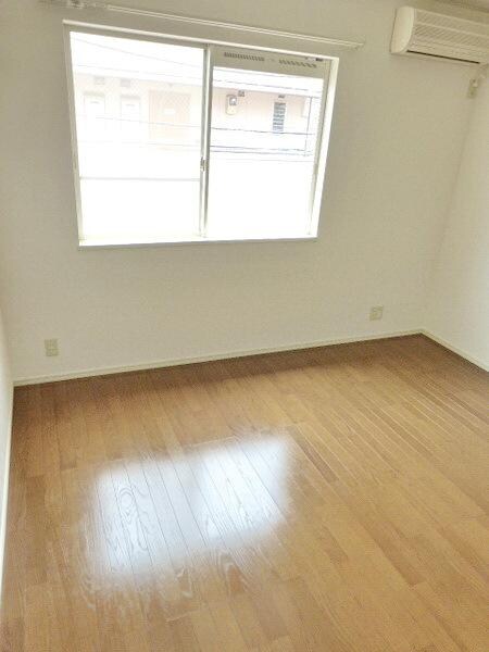 フレンドリーコートの物件内観写真