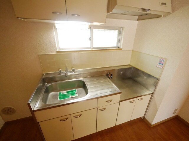 エステートピア山崎Aの物件内観写真