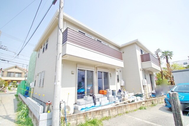 メゾンマリーチの物件外観写真