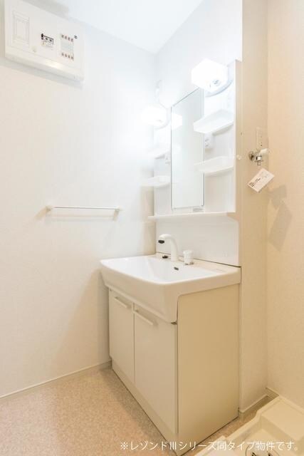 コンフォーティアの物件内観写真