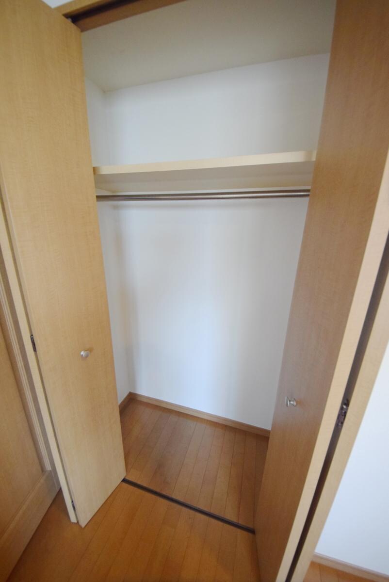 アーバンフラッツつつじヶ丘の物件内観写真