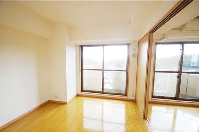 ベェルヴェル稲城の物件内観写真