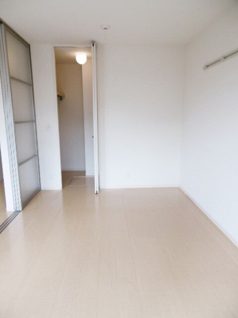 レセンテスパシオの物件内観写真