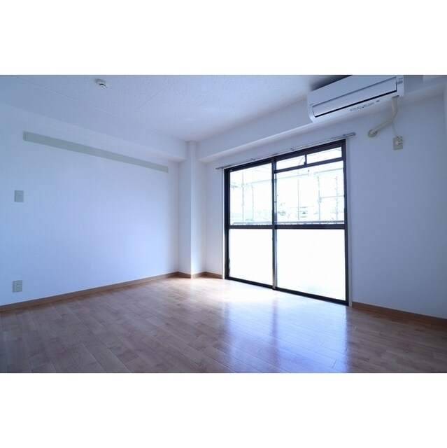 セダーバックの物件内観写真