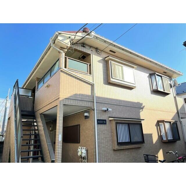 ルミエールの物件外観写真