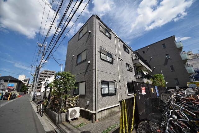 カーサいずみの物件外観写真