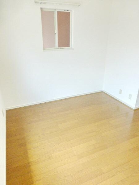 フレンドリーコートの物件内観写真