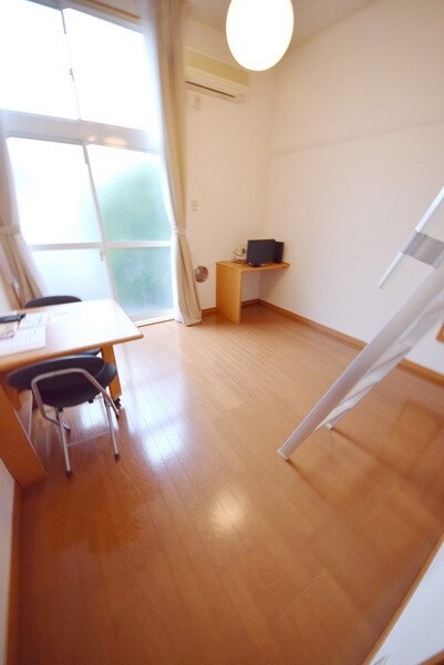 レオパレス聖蹟の物件内観写真