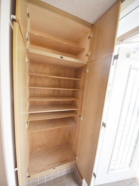 ブリージングタウン百草園の物件内観写真