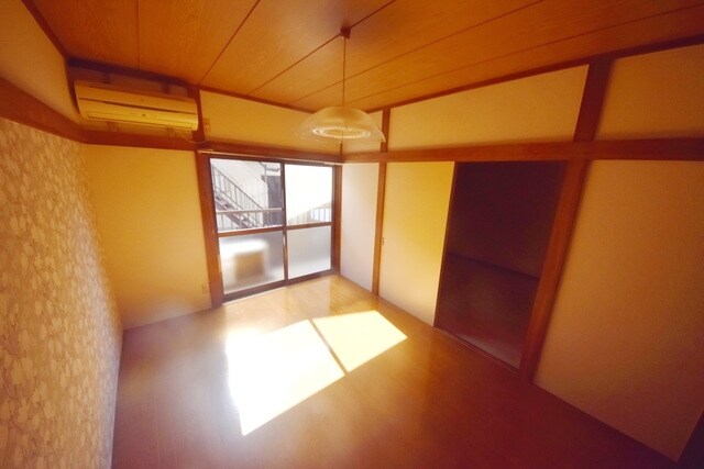 白百合荘の物件内観写真