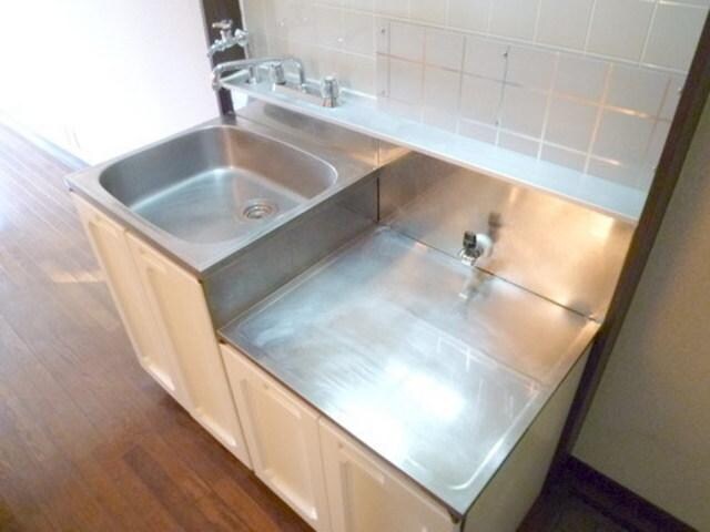 グリーンリーフ越野の物件内観写真