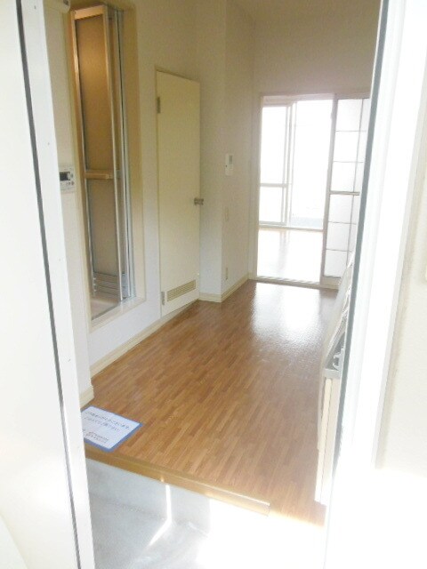 シャンポール・トヨの物件内観写真