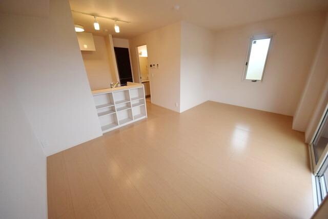 YAMAZAKIコーポラスの物件内観写真