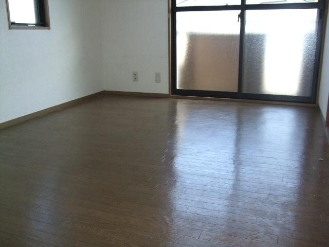 ツバキハイムの物件内観写真