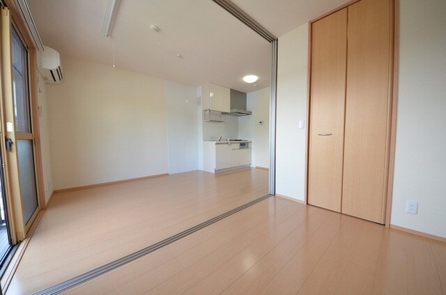 ウィスタリア・モナリエの物件内観写真