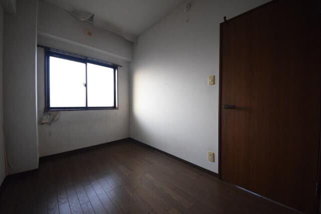 ニューリバーコートの物件内観写真