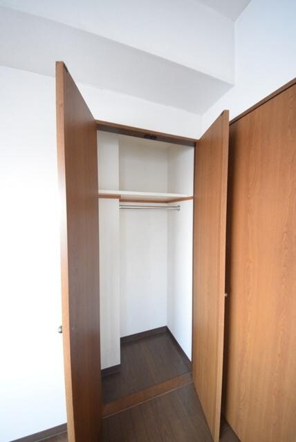 ニューリバーコートの物件内観写真