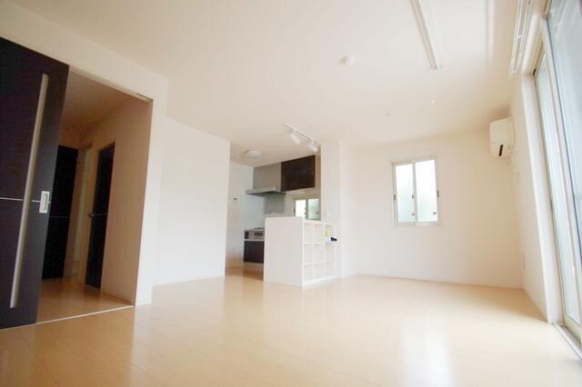 ラテールドゥの物件内観写真