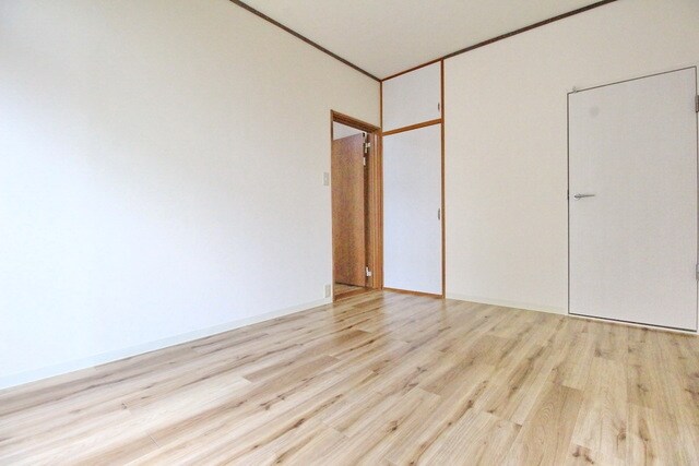 ポルシェ聖蹟桜ヶ丘IIの物件内観写真