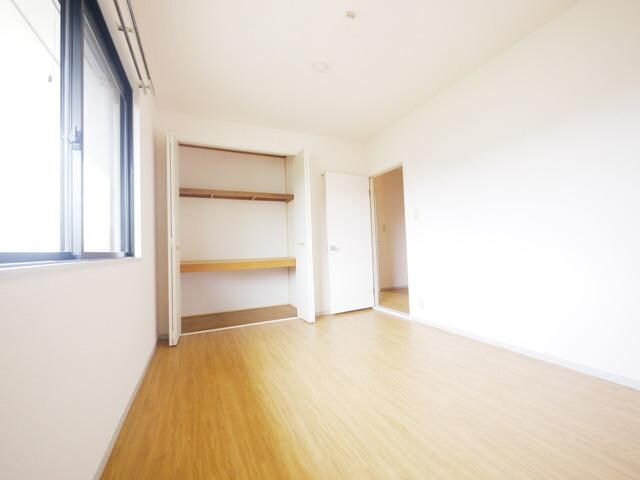 ヴィラ栗本Aの物件内観写真