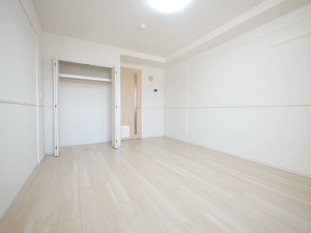 グランシャテーネの物件内観写真