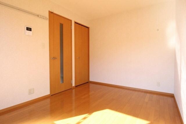 ジュネスIの物件内観写真