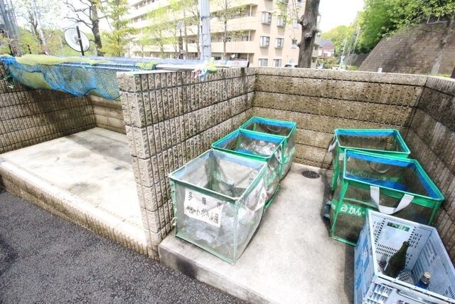 プレシス多摩永山レヴィエの物件内観写真