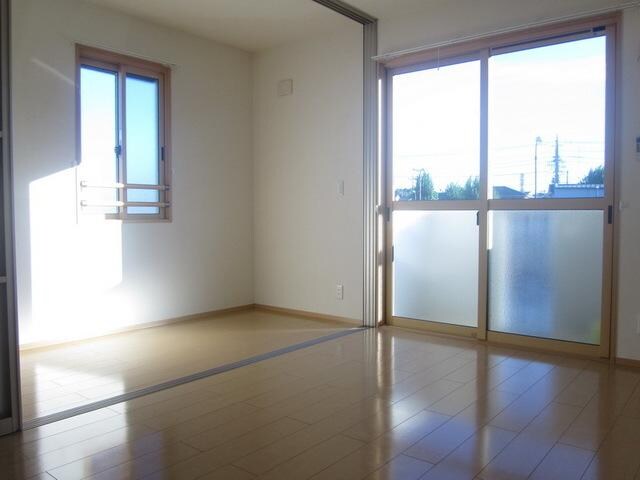 メゾンルミエールの物件内観写真